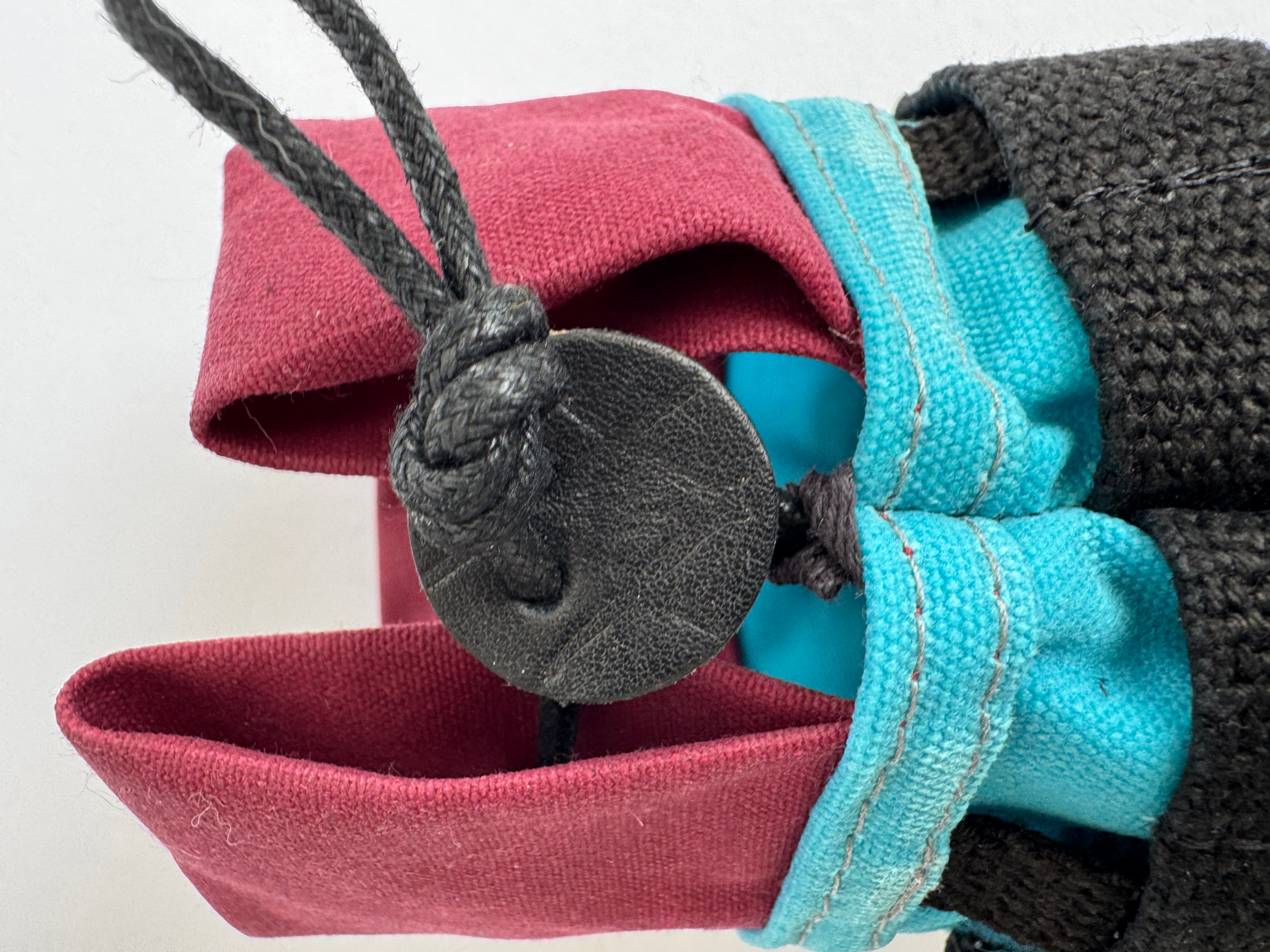 Solstice Sack (Burgundy/Bright Blue/Black Wool)