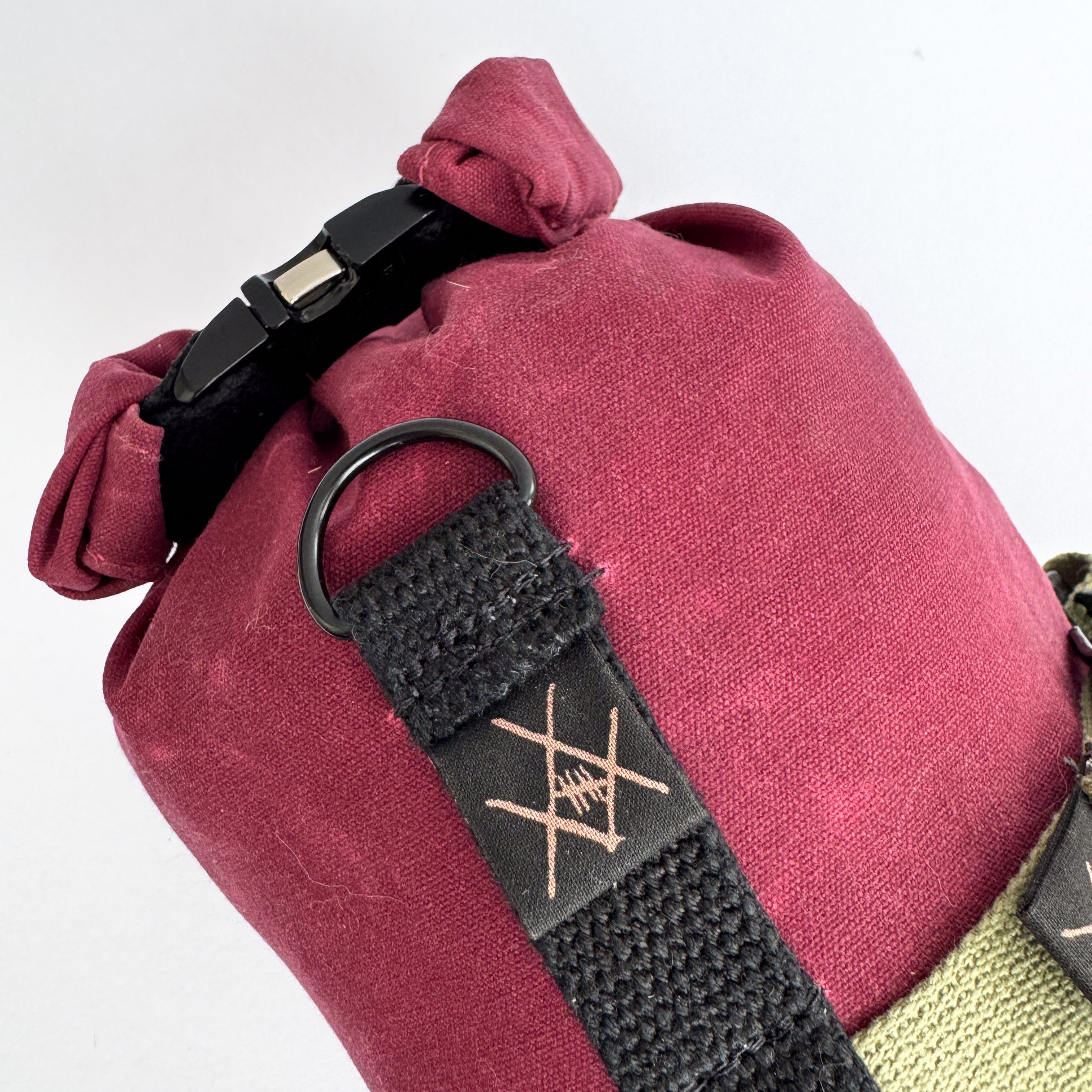 Cache Sack V3 (Burgundy)