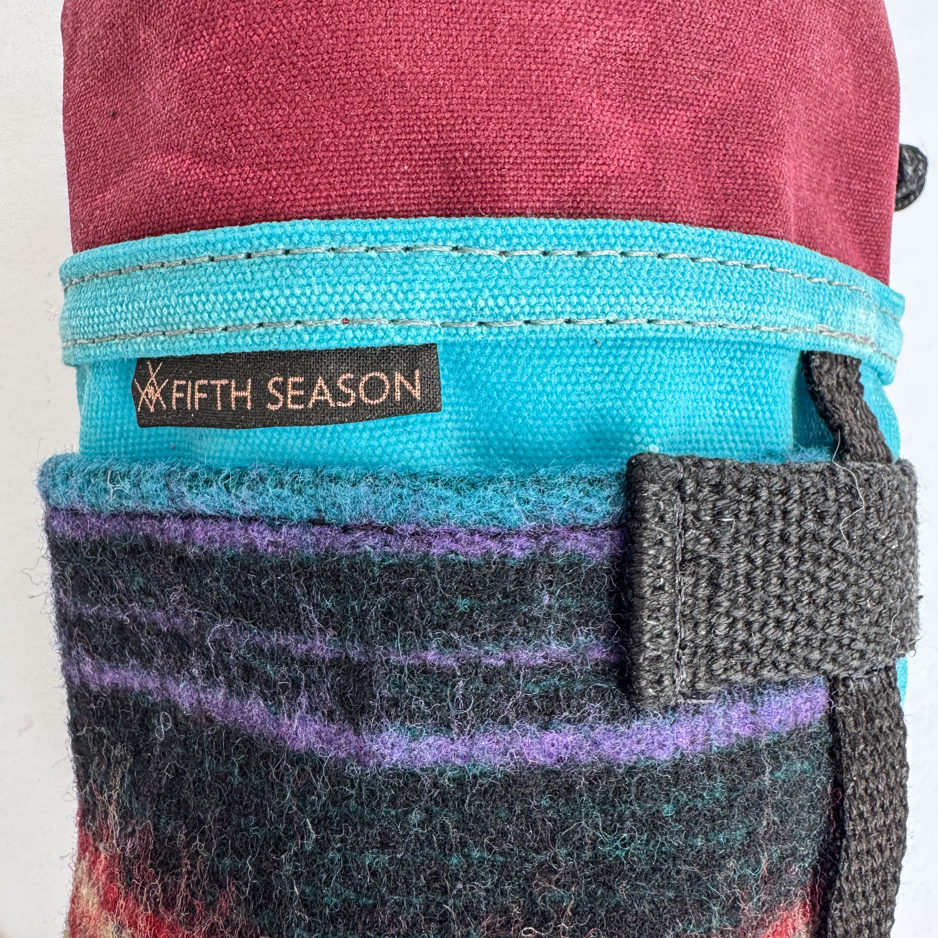 Solstice Sack (Burgundy/Bright Blue/Black Wool)