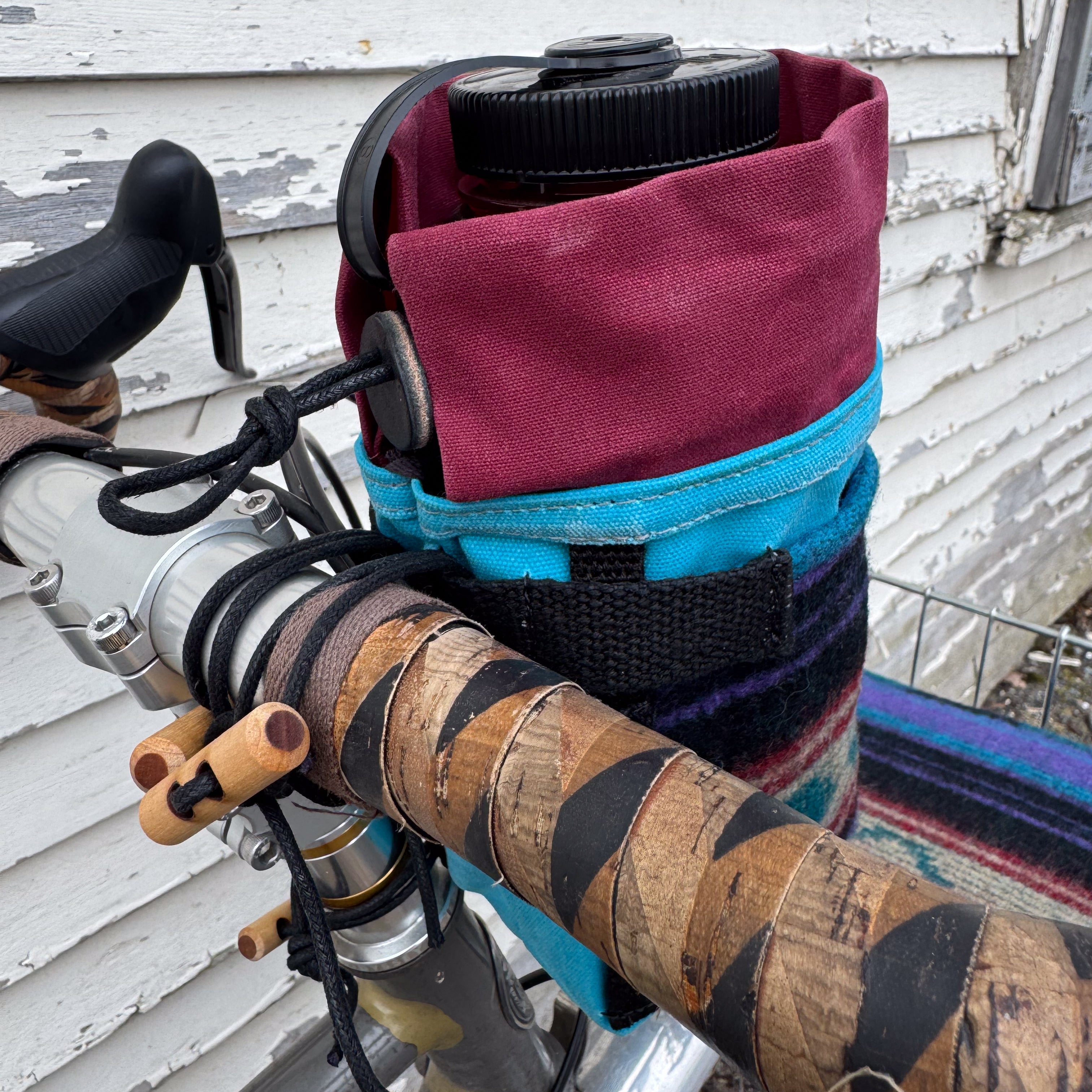 Solstice Sack (Burgundy/Bright Blue/Black Wool)