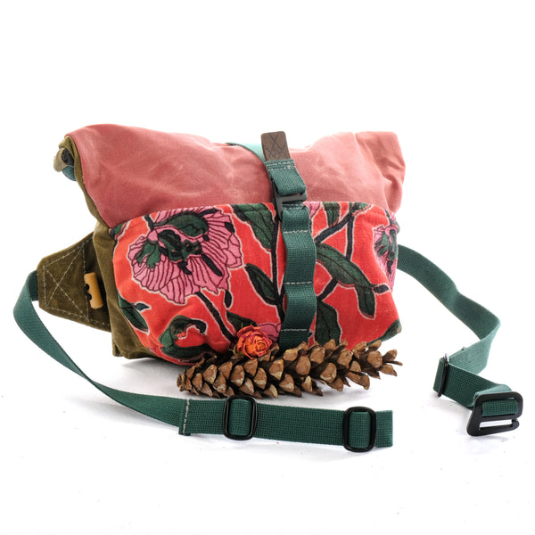 Fanny Allen Pack (Natural/Bright Green/Black)- Now Mounts to Bike!