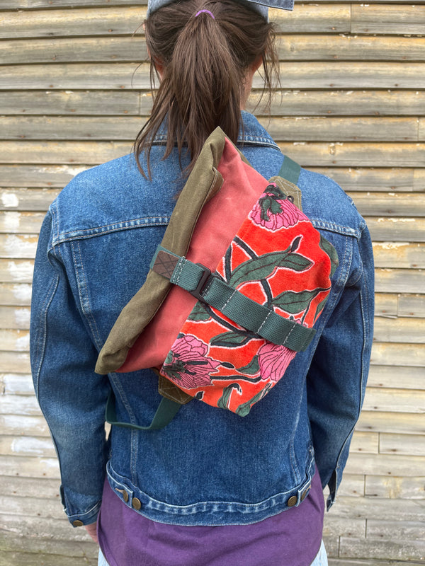 Fanny Allen Pack (Rose/Tulip/Olive)- Now Mounts to Bike!