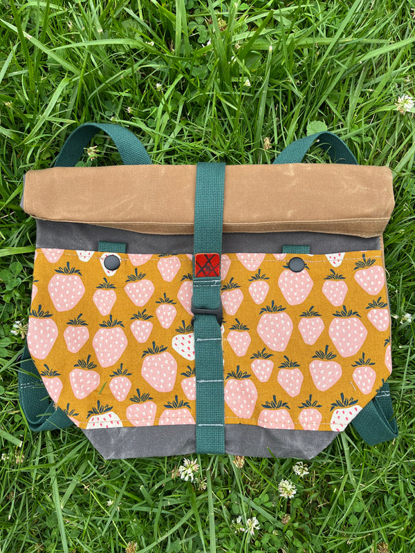 The Packpack (Strawberry)
