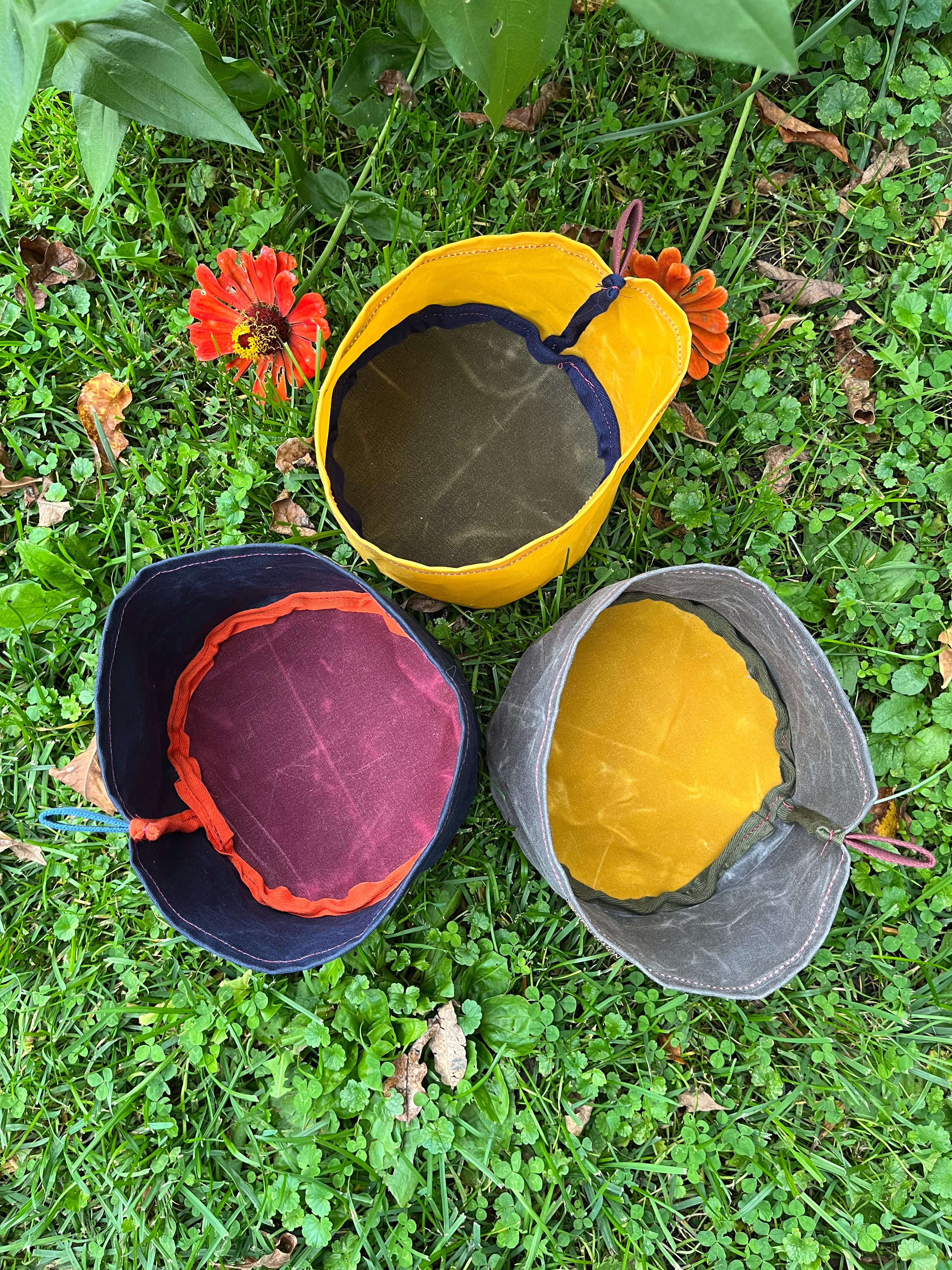 Soft Bowl (MIXED COLORS)