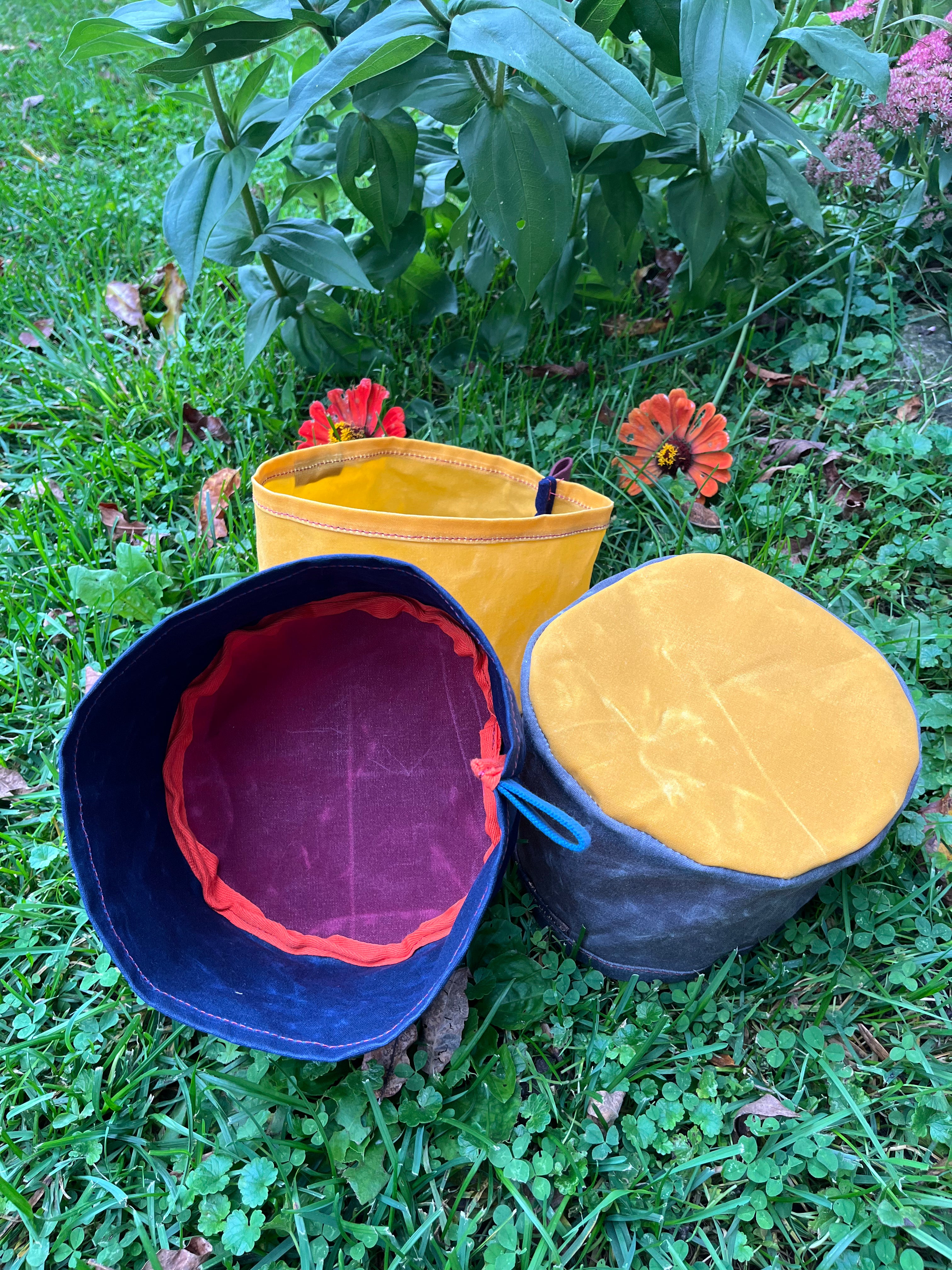 Soft Bowl (MIXED COLORS)