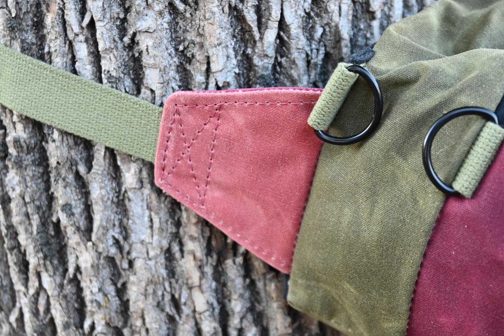 Fanny Allen Pack (Black/Olive/Maroon)