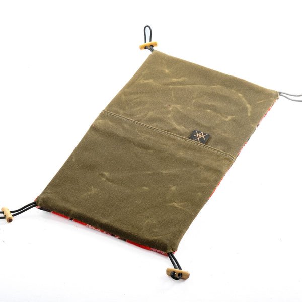 Pat Mat (Tulip/Olive)