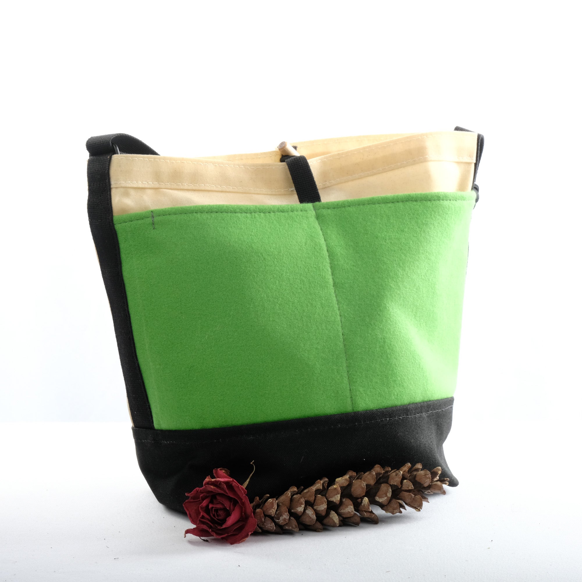 Kedge Sack (Natural/Bright Green/Black)