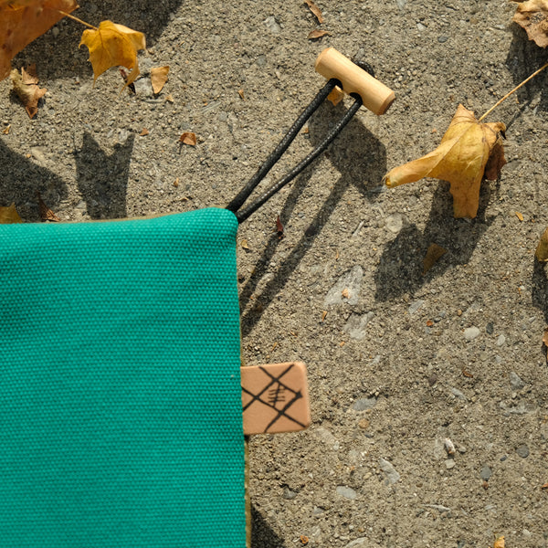 Pat Mat (Teal Canvas/Olive)